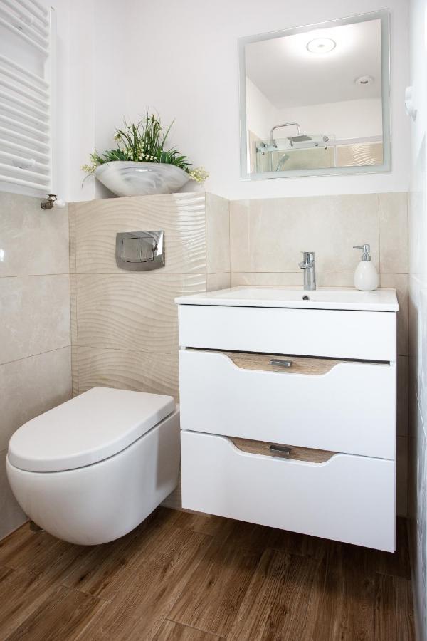 Apartamenty Pod Cisem Kudowa-Zdrój Esterno foto